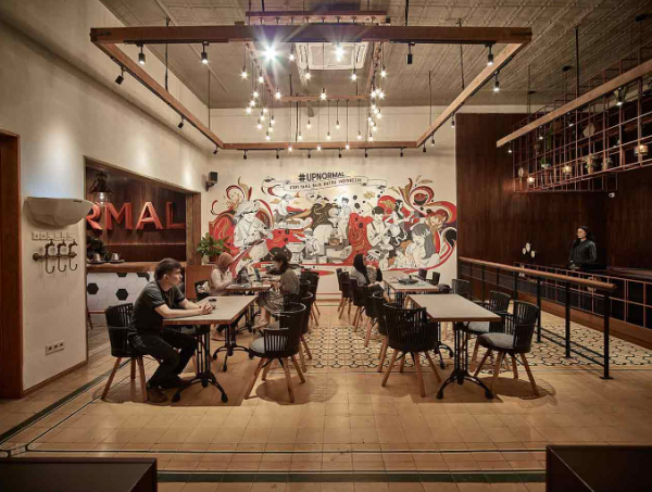 Warung kopi modern dengan sentuhan mid-century